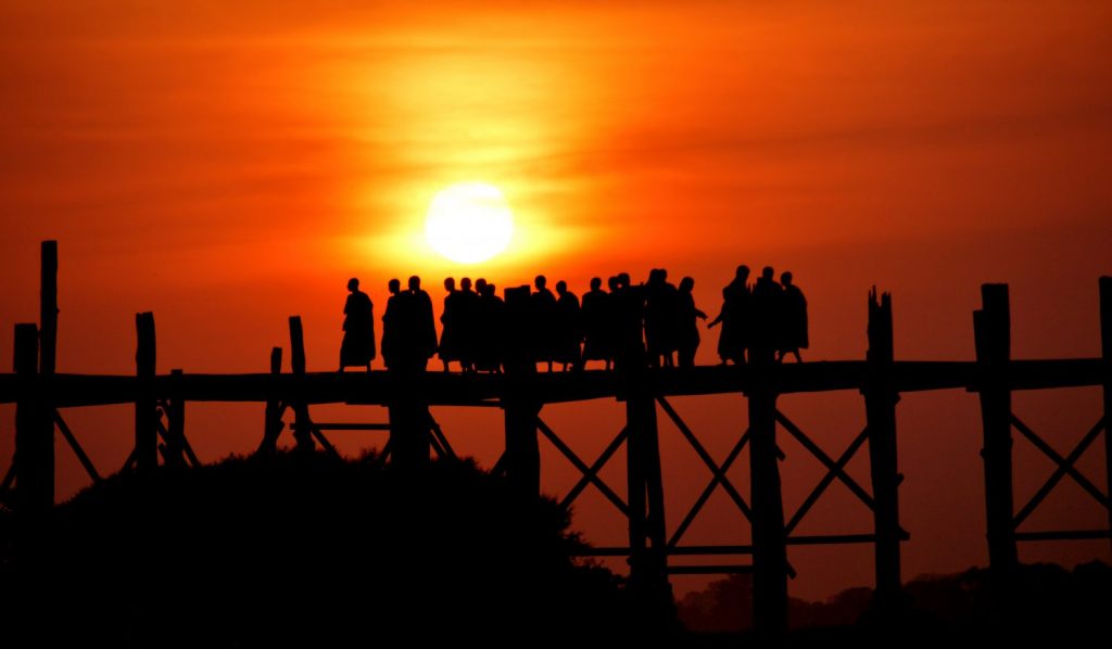 cropped-U-Bein-Bridge-Mandalay-3.jpg